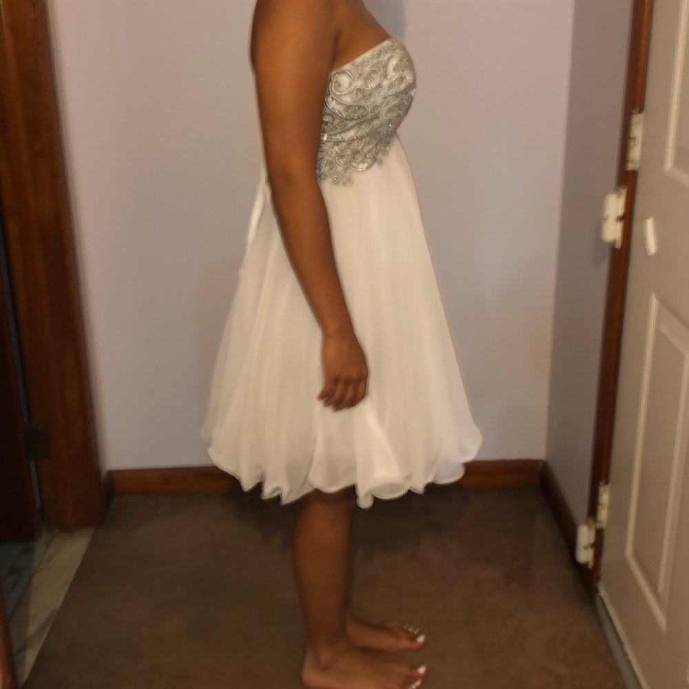 PROM DRESS - Picture 5 of 6
